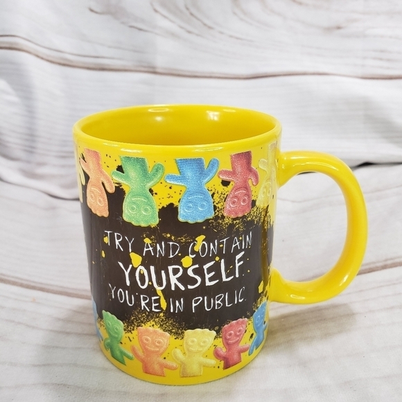 Sour Patch Kids Candy Promotional Coffee Mug Yellow Try & Contain Yourself - Picture 7 of 7
